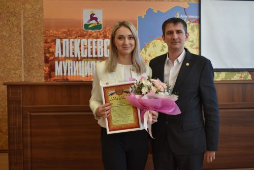 В Алексеевском определились финалисты конкурса «Учитель года 2025»