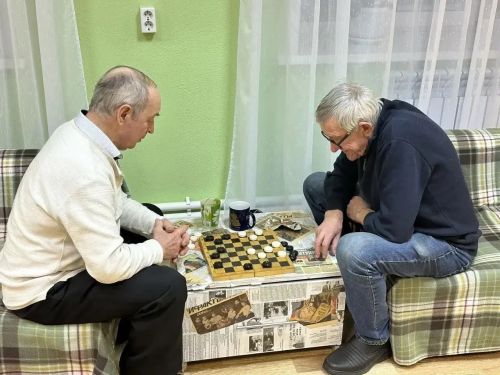 «Россыпь талантов у новогодней ёлки»: творческий вечер в Центральной библиотеке
