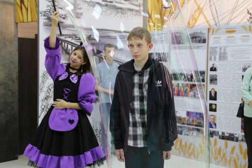 В Алексеевском состоялся праздничный концерт для детей с ограниченными  возможностями здоровья и младших школьников