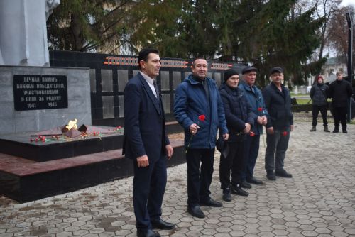 Память жива: студенты Алексеевского аграрного колледжа почтили память павших героев