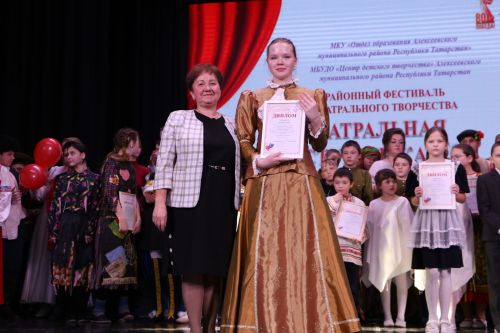В Алексеевском состоялся фестиваль детского  творчества «Театральная ступенька»