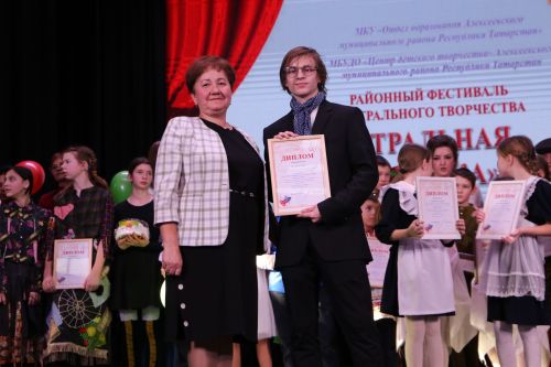 В Алексеевском состоялся фестиваль детского  творчества «Театральная ступенька»