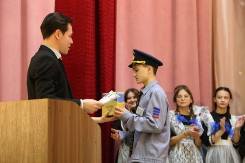 В Мокрых курналях состоялась военно-патриотическая игра «Зарница»