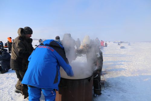Крупнейший фестиваль зимней рыбалки «KZN FISH УХА» прошел в Алексеевском районе Татарстана