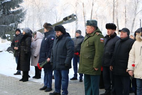В Алексеевском прошел торжественный митинг в честь Дня защитника Отечества