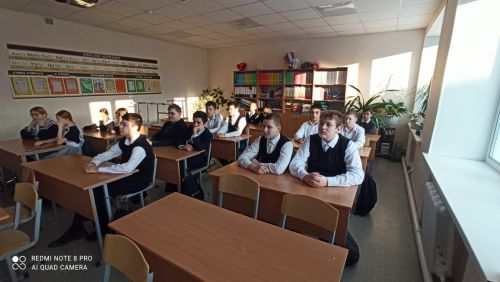 Сотрудник редакции провёл классный час для алексеевских учеников