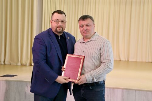 Лучшие работники ЖКХ Алексеевского района получили награды