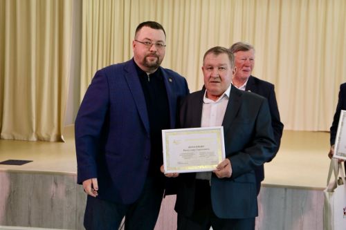 Лучшие работники ЖКХ Алексеевского района получили награды