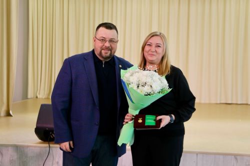 Лучшие работники ЖКХ Алексеевского района получили награды