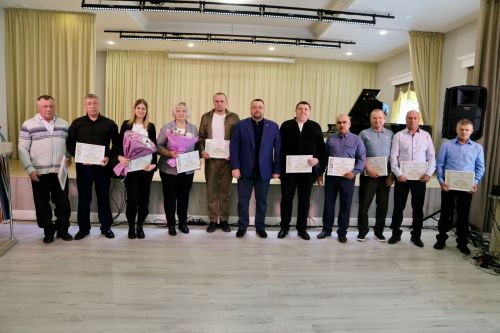 Лучшие работники ЖКХ Алексеевского района получили награды