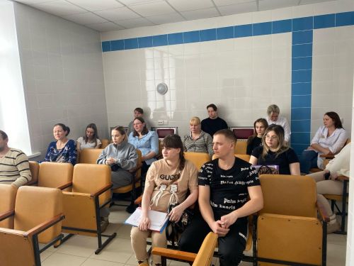 Будущим мамам Алексеевского напомнили о правилах безопасности на дорогах перед 8 Марта
