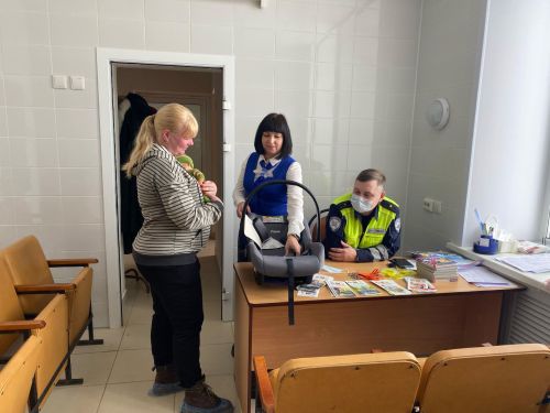 Будущим мамам Алексеевского напомнили о правилах безопасности на дорогах перед 8 Марта