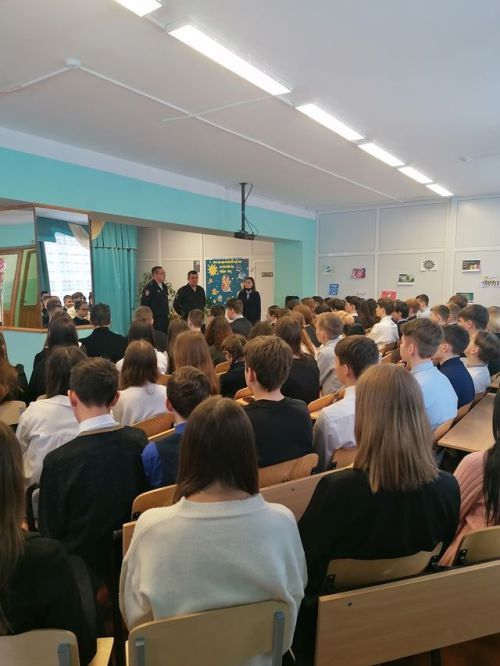 Служба в органах внутренних дел: шаг в будущее для алексеевских школьников