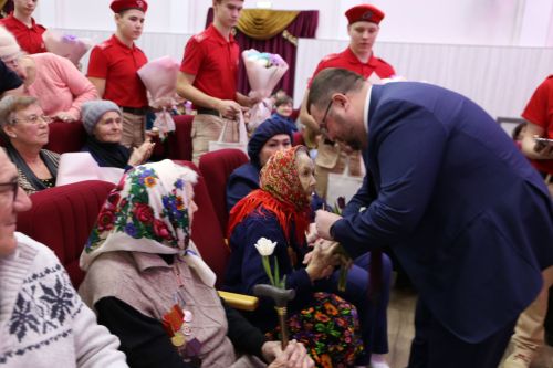 В Алексеевском состоялся  концерт, посвященный Международному женскому дню