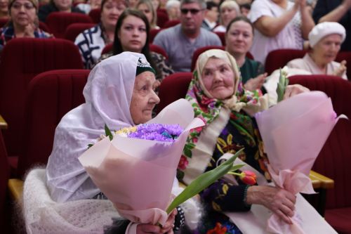 В Алексеевском состоялся  концерт, посвященный Международному женскому дню