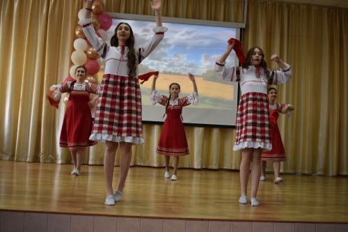 В Алексеевской школе №2 наградили лучших учеников