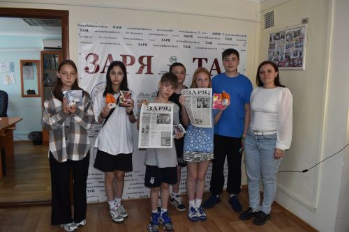 Юные журналисты из приюта «Забота» побывали в редакции газеты «Заря»