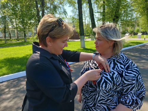 Жители Алексеевского района получают Георгиевские ленточки