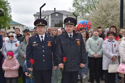 Митинг в честь 80-летия Победы объединил поколения в Алексеевском