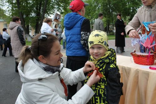 Митинг в честь 80-летия Победы объединил поколения в Алексеевском