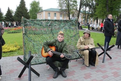 Митинг в честь 80-летия Победы объединил поколения в Алексеевском