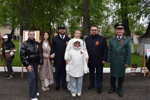 Митинг в честь 80-летия Победы объединил поколения в Алексеевском