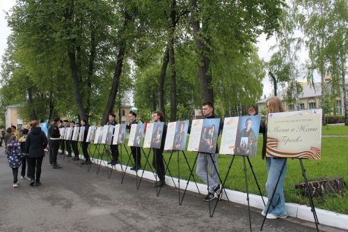 Митинг в честь 80-летия Победы объединил поколения в Алексеевском