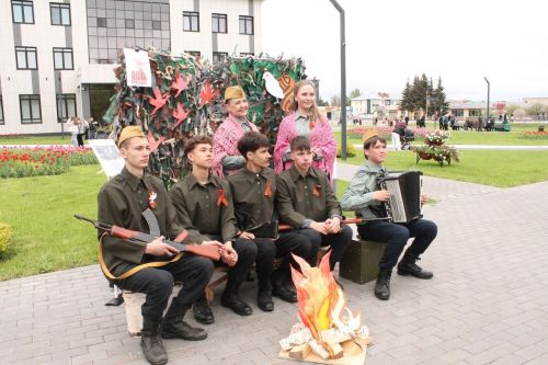 Митинг в честь 80-летия Победы объединил поколения в Алексеевском