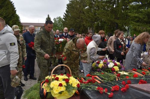Митинг в честь 80-летия Победы объединил поколения в Алексеевском