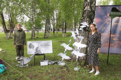 Митинг в честь 80-летия Победы объединил поколения в Алексеевском