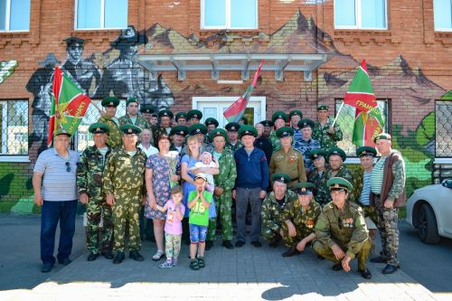 Алексеевские пограничники почтили память героев у «Стены памяти»