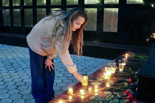 Алексеевцы зажгли «Свечи памяти» в День памяти и скорби