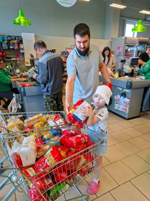 В Алексеевском районе собрали 135 кг продуктов для нуждающихся