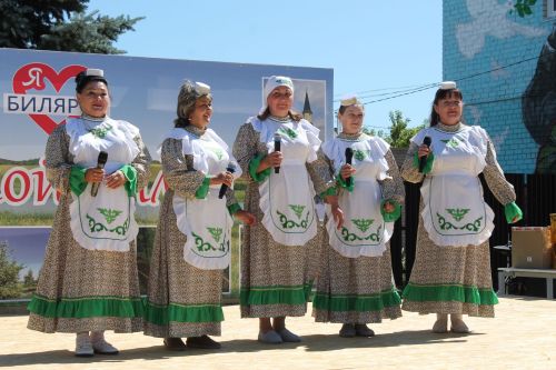 В Билярске ярко отметили День села