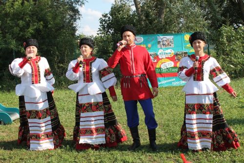 «Большие семейные выходные» собрали сотни гостей в Алексеевском