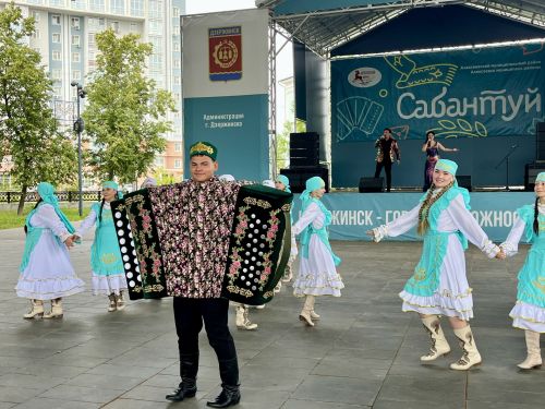 Алексеевский район подарил Дзержинску незабываемый Сабантуй