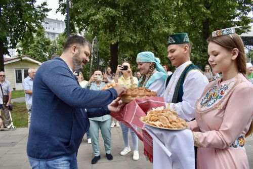 Алексеевский район подарил Дзержинску незабываемый Сабантуй