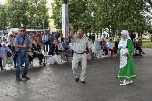 Алексеевский район подарил Дзержинску незабываемый Сабантуй