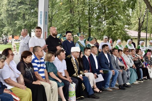 Алексеевский район подарил Дзержинску незабываемый Сабантуй