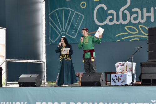 Алексеевский район подарил Дзержинску незабываемый Сабантуй