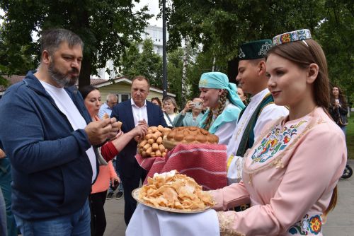 Алексеевский район подарил Дзержинску незабываемый Сабантуй