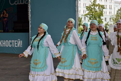 Алексеевский район подарил Дзержинску незабываемый Сабантуй