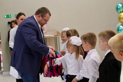 В Алексеевском районе прошла акция «Помоги собраться в школу»