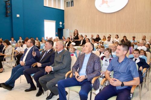 В Алексеевском районе прошла акция «Помоги собраться в школу»