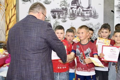 В парке «Семья» прошли футбольные соревнования на Кубок главы района