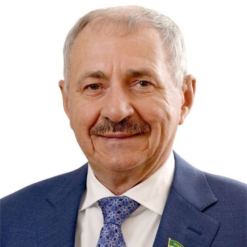 Высокая награда за труд: Фоат Валиев удостоен Ордена Дружбы
