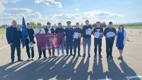 Студенты Аграрного колледжа стали лучшими на конкурсе «Автосессия – 2025»