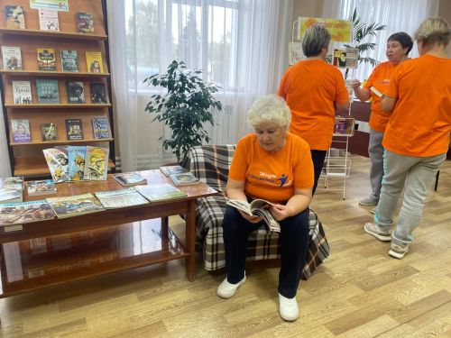 В библиотеке Алексеевского организовали встречу «Книголюбы — жизнелюбы»