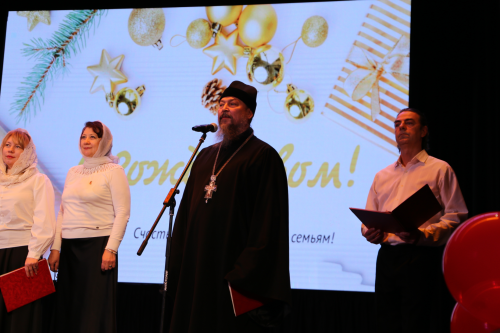 В районном Доме культуры в светлый праздник Рождества Христова состоялось театральное представление «Мелодия Рождества»