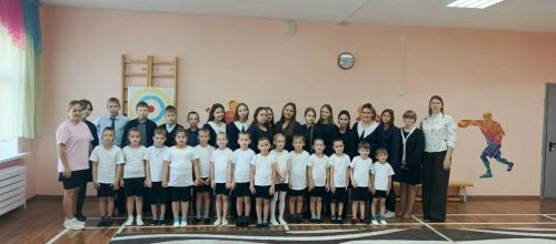 Школьники Алексеевского района познакомились с профессиями педагогов и соцработников